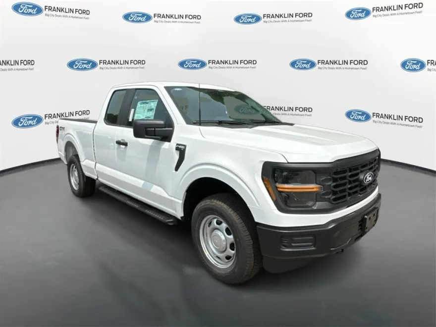 2025 Ford F-150 XL photo 1