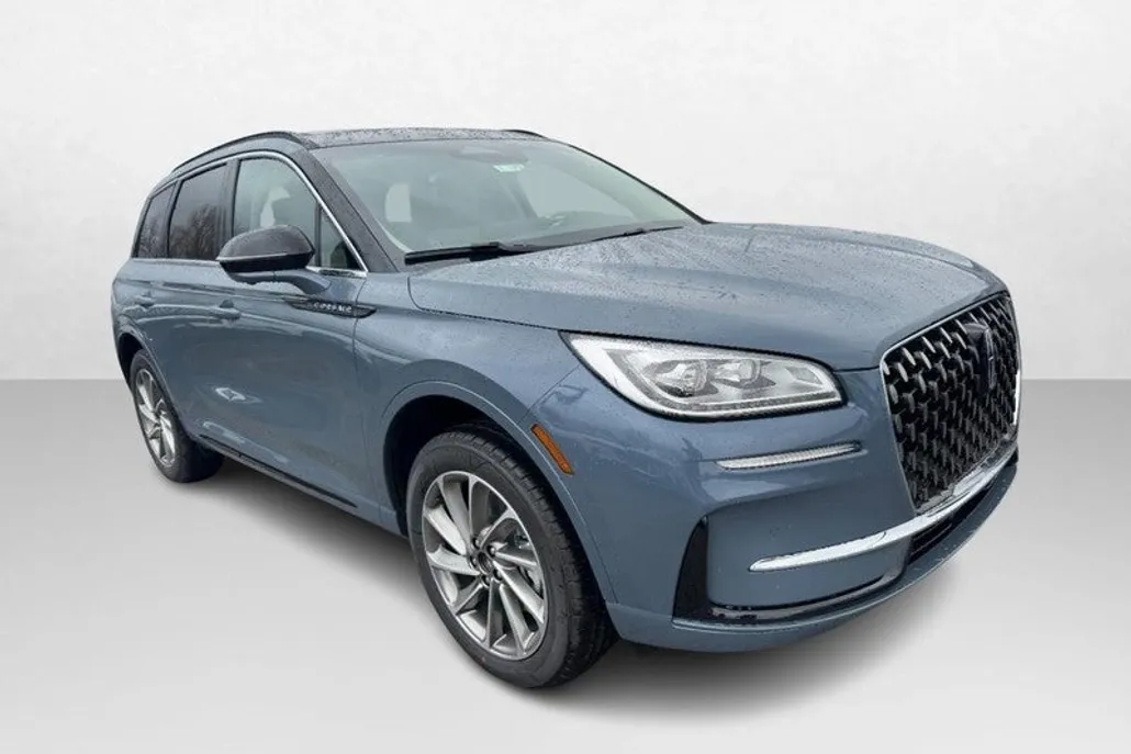 2025 Lincoln Corsair Grand Touring photo 1
