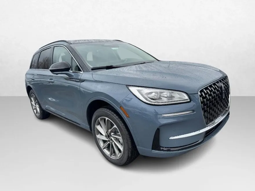 2025 Lincoln Corsair Grand Touring photo 1