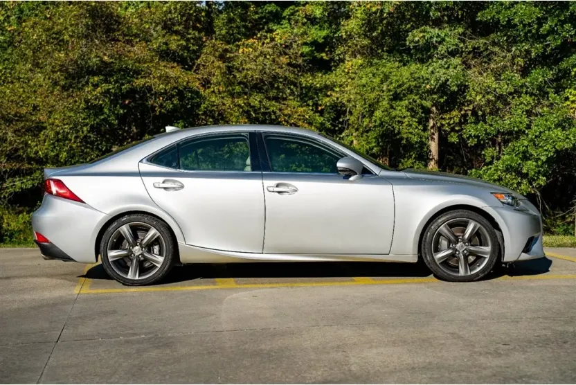 2014 Lexus IS 350 photo 1