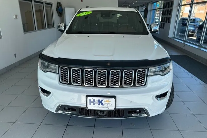 2017 Jeep Grand Cherokee Overland photo 1