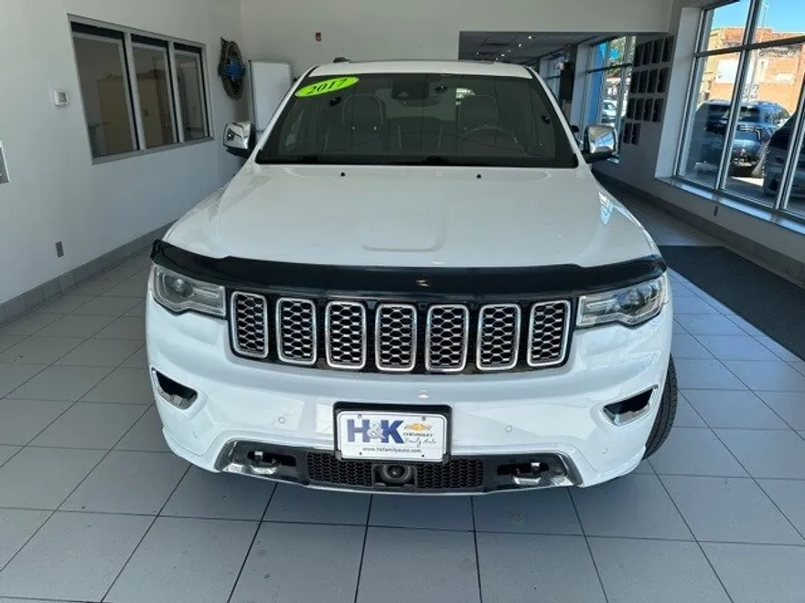2017 Jeep Grand Cherokee Overland photo 1