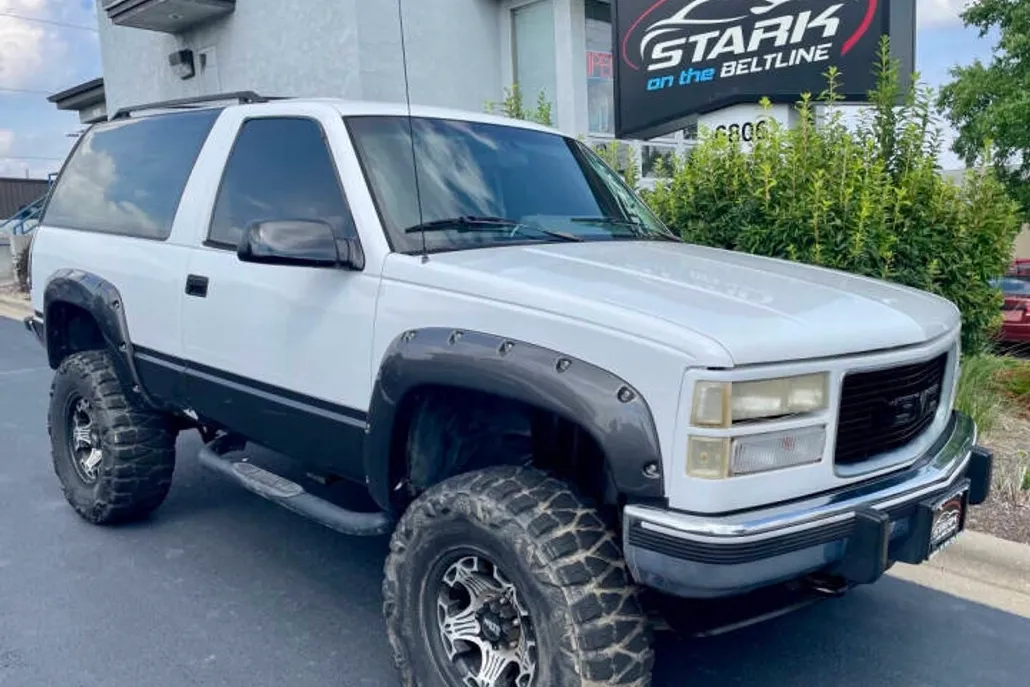 1993 Gmc Yukon photo 1