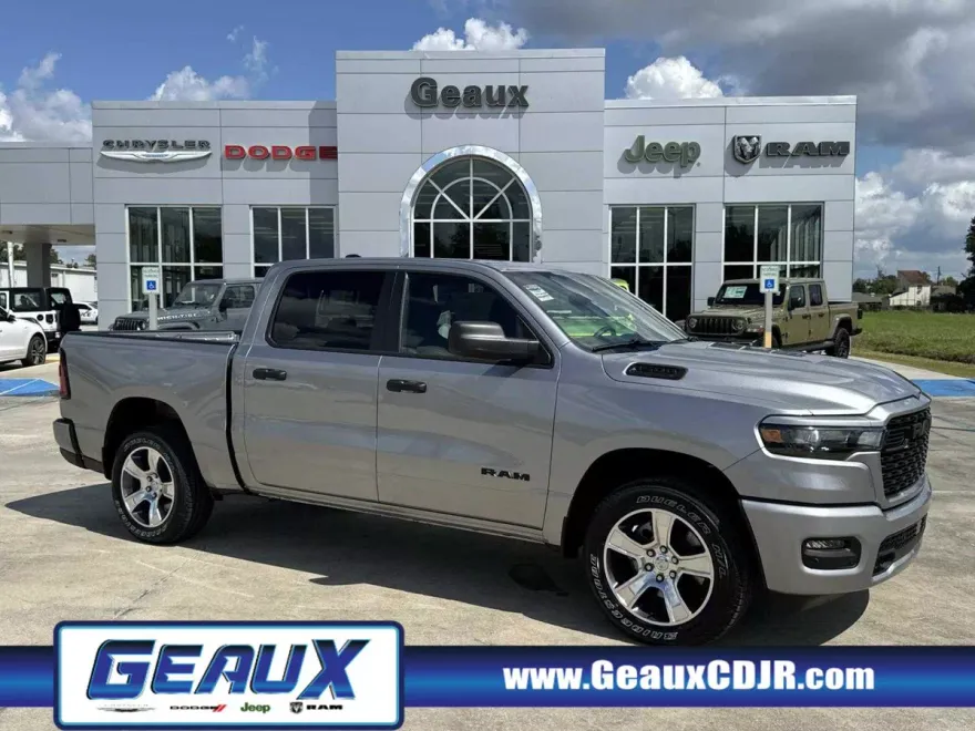 2026 Ram 1500 Express photo 1