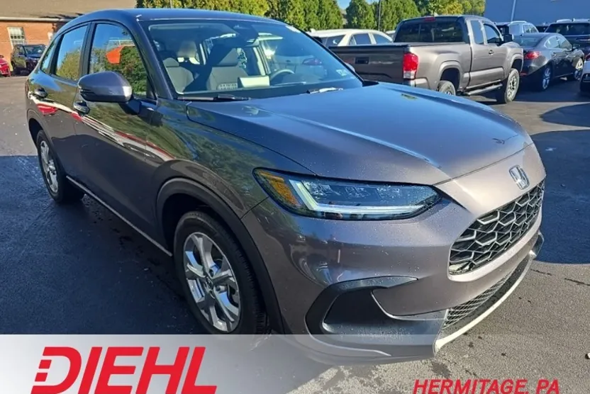 2023 Honda HR-V LX photo 1