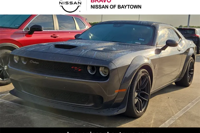 2023 Dodge Challenger R/T Scat Pack Widebody photo 1