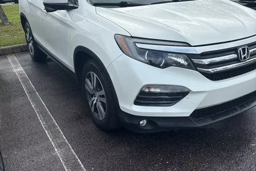 2016 Honda Pilot EX-L photo 1