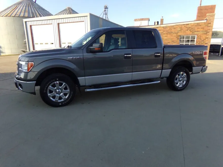 2014 Ford F-150 XLT photo 1