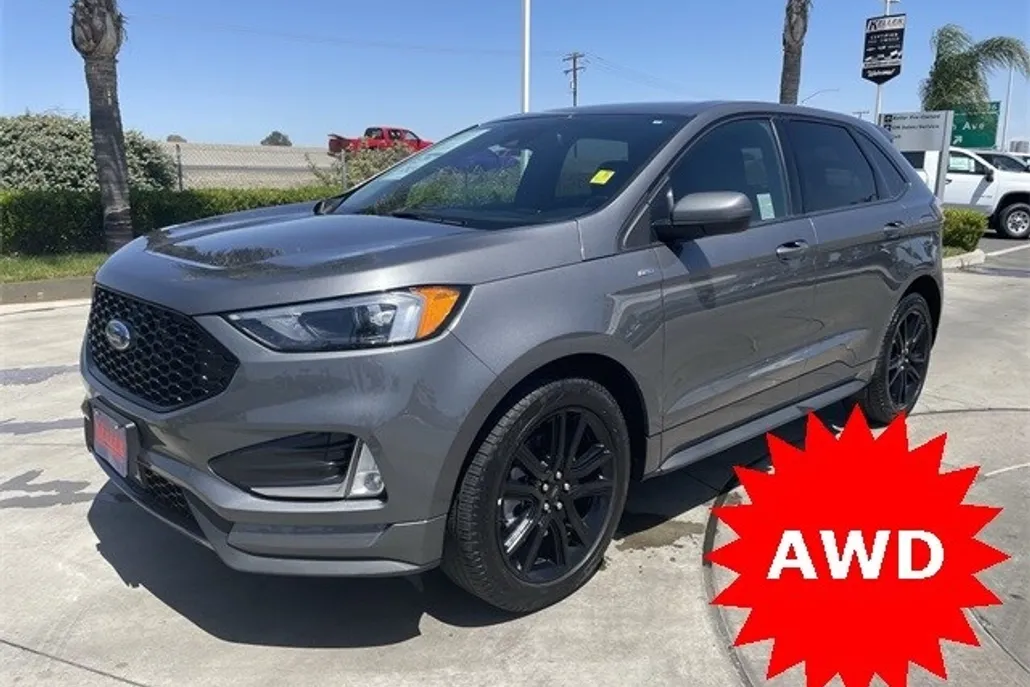 2024 Ford Edge ST photo 1