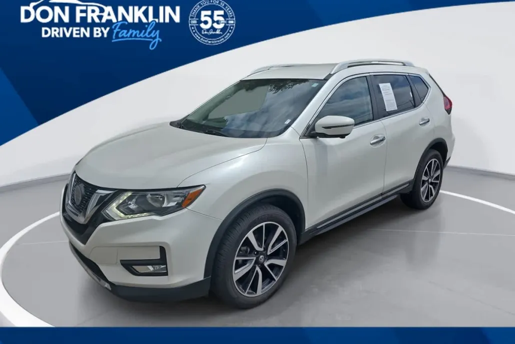2019 Nissan Rogue SL photo 1