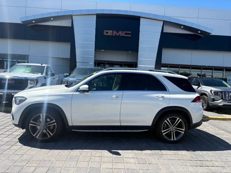2022 Mercedes Benz GLE 350 4MATIC photo 1
