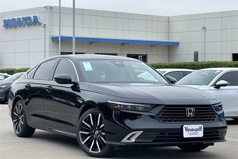 2025 Honda Accord Hybrid Touring photo 1