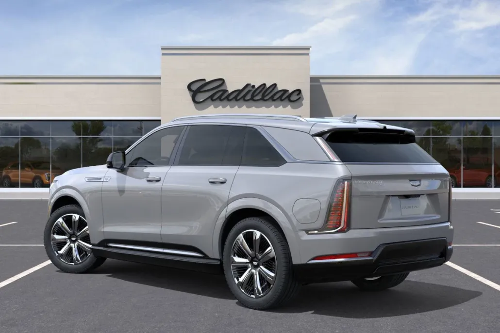2026 Cadillac Escalade IQ Luxury photo 1