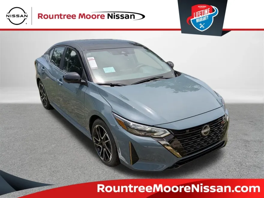 2025 Nissan Sentra SR photo 1