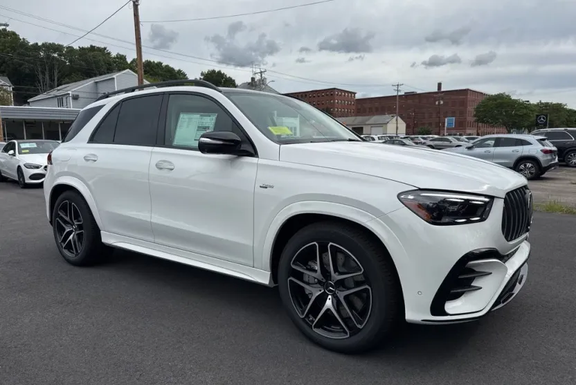 2026 Mercedes Benz GLE AMG 53 photo 1