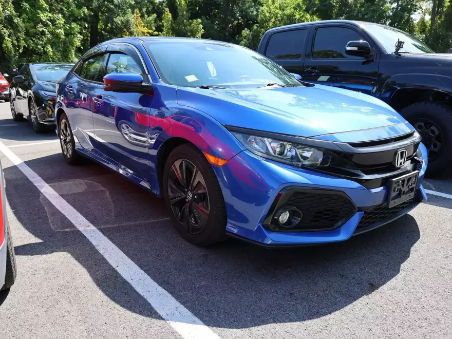 2019 Honda Civic Hatchback EX photo 1