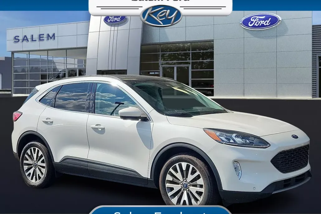 2022 Ford Escape Titanium Sport photo 1