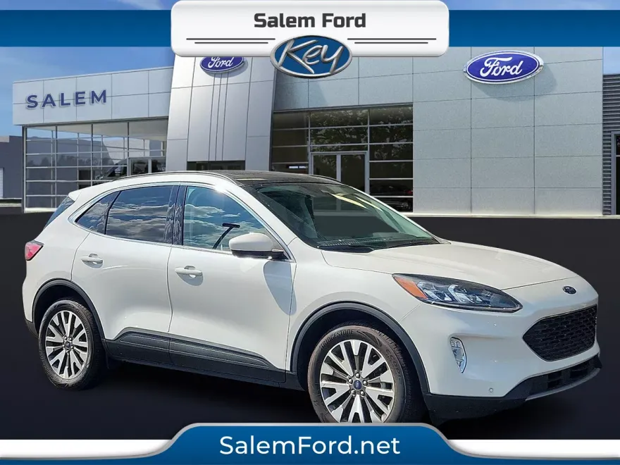 2022 Ford Escape Titanium Sport photo 1