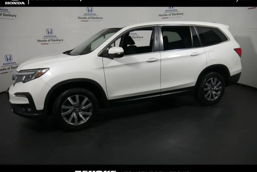 2021 Honda Pilot EX photo 1