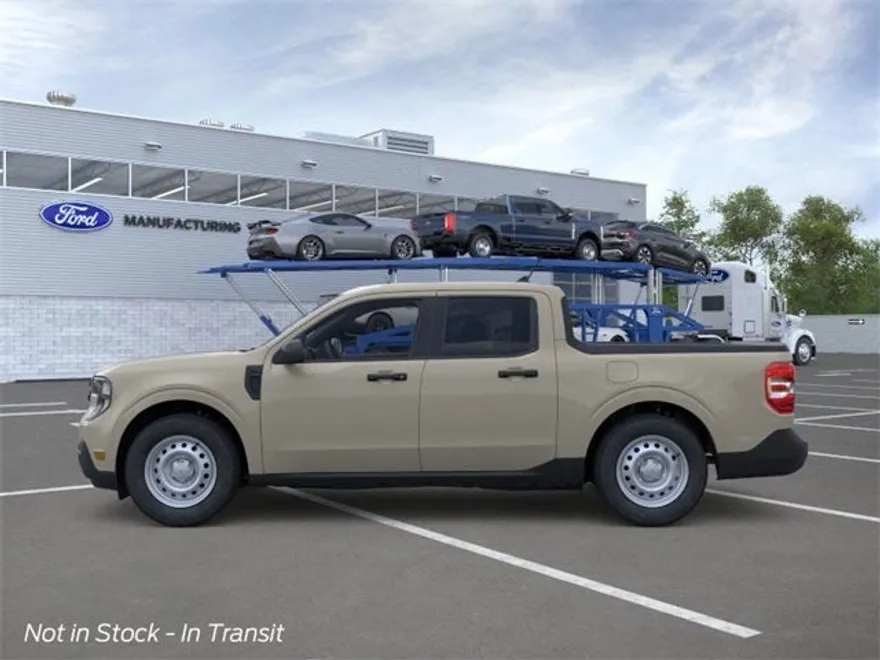 2025 Ford Maverick XL photo 1