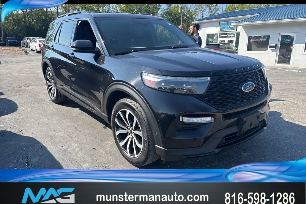 2020 Ford Explorer ST photo 1
