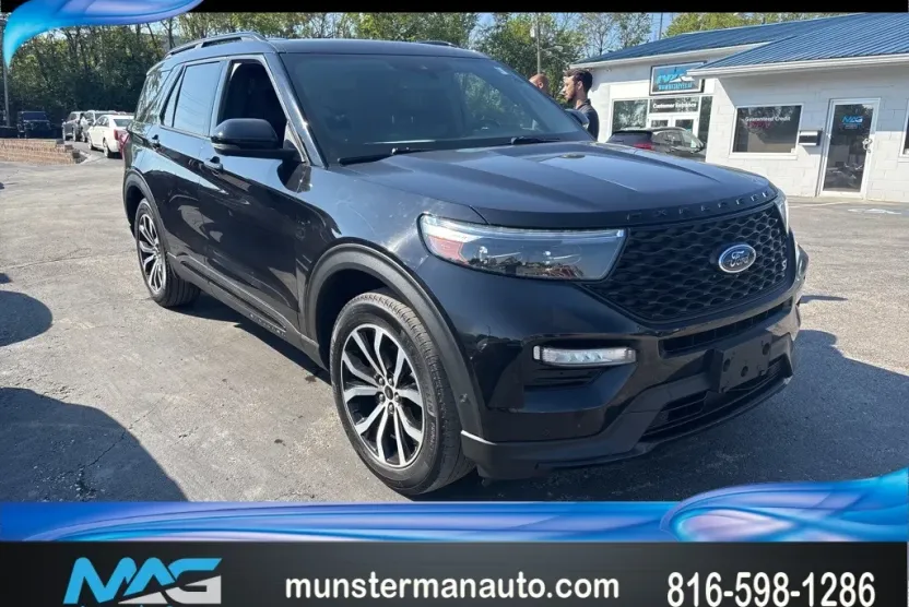 2020 Ford Explorer ST photo 1