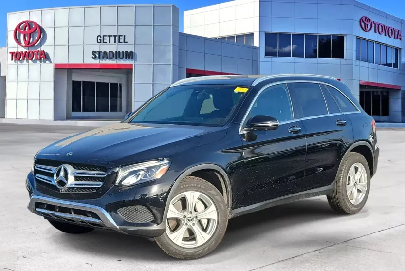 2018 Mercedes Benz GLC 300 photo 1