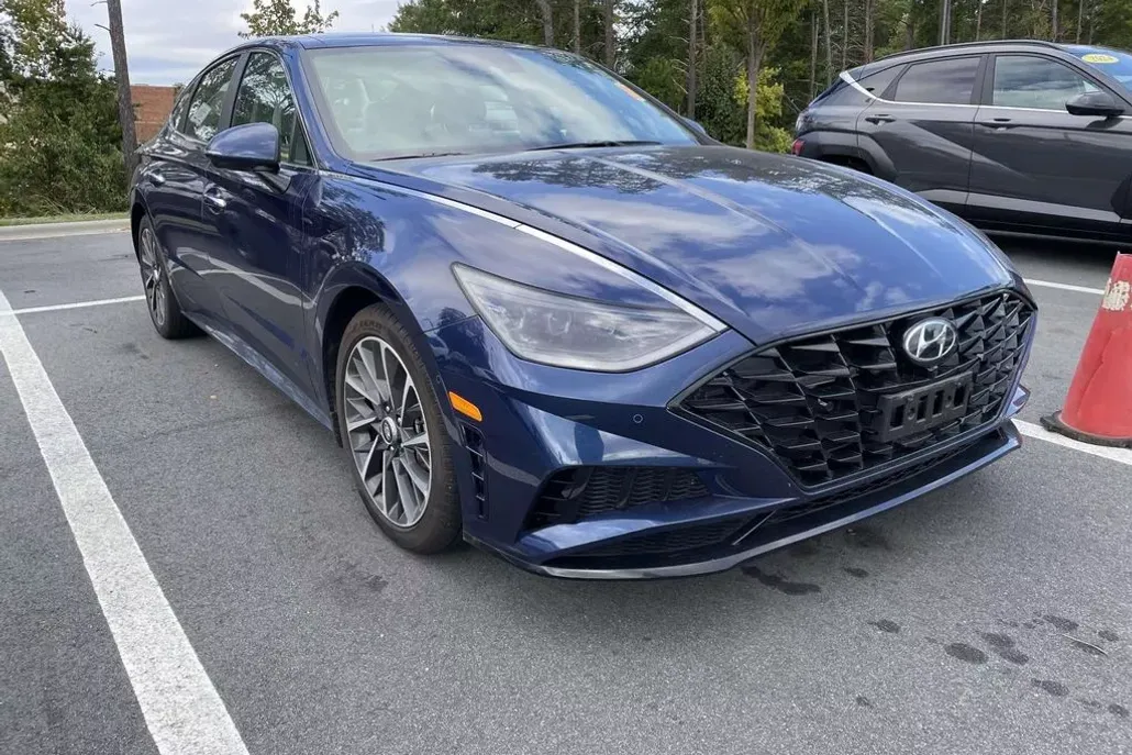 2022 Hyundai Sonata Limited photo 1