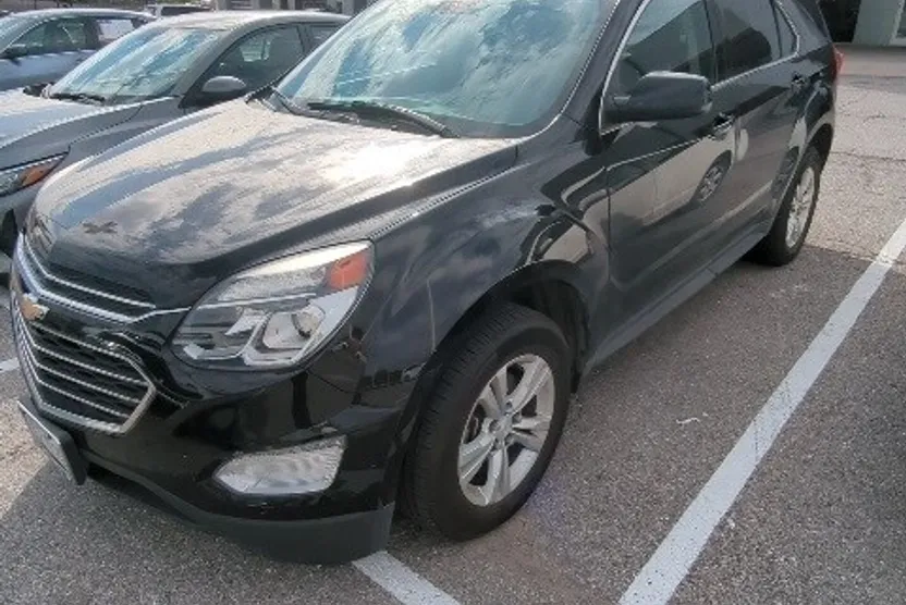 2016 Chevrolet Equinox LT photo 1