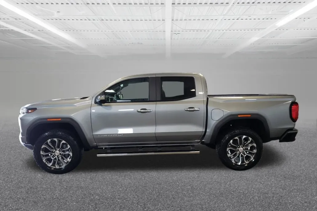 2026 Gmc Canyon Denali photo 1