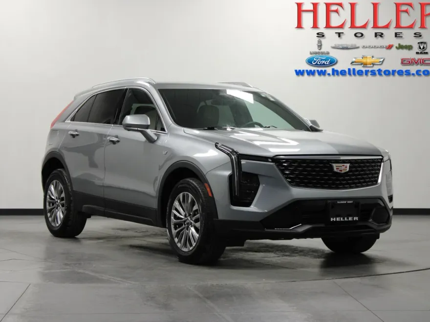 2025 Cadillac XT4 Premium Luxury photo 1