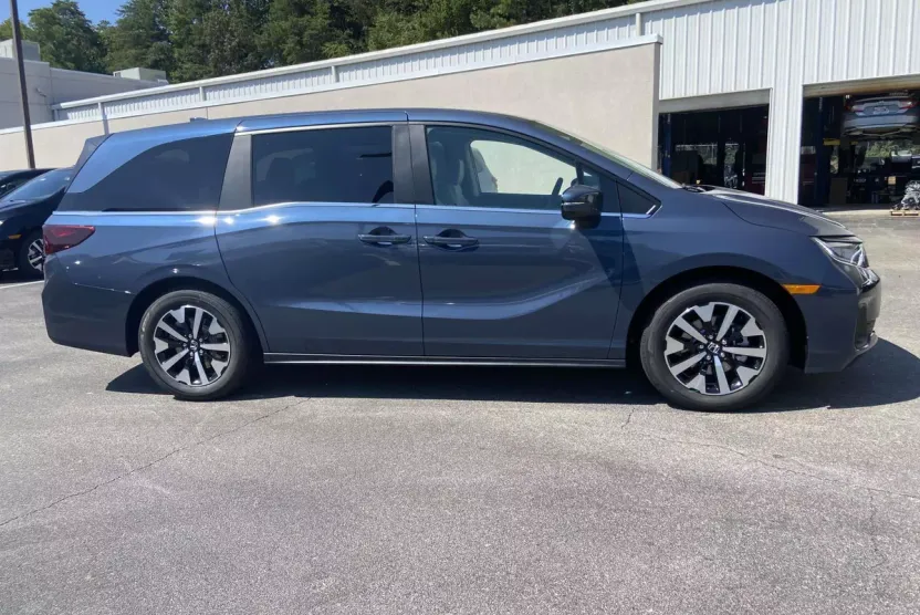 2026 Honda Odyssey EX-L photo 1