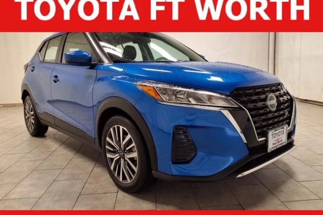 2024 Nissan Kicks SV photo 1