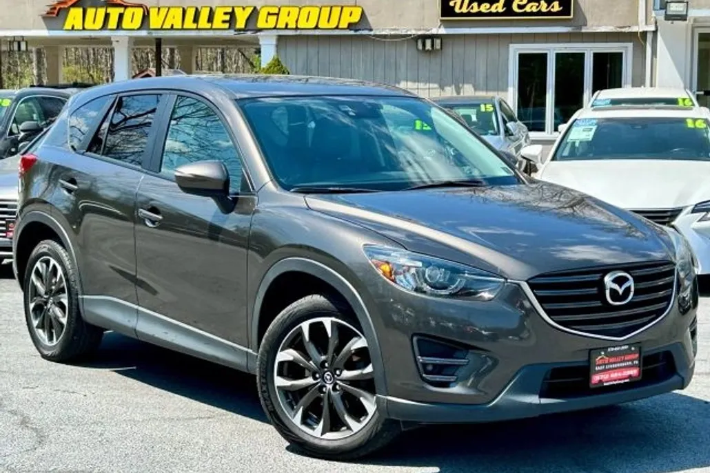 2016 Mazda CX-5 Grand Touring Sport photo 1