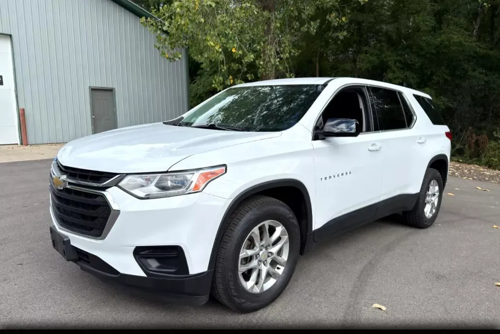 2018 Chevrolet Traverse LS photo 1