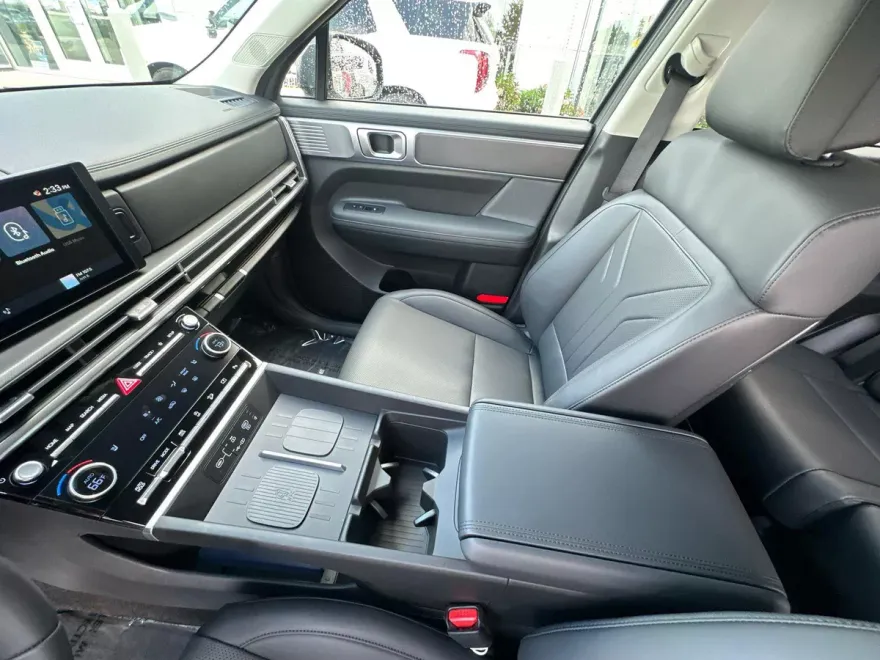 2026 Hyundai Santa Fe SEL photo 1