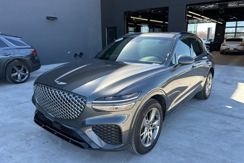 2024 Genesis GV70 3.5T Sport photo 1