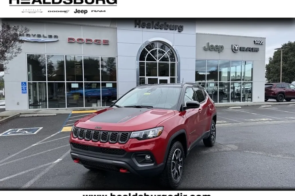 2025 Jeep Compass Trailhawk photo 1