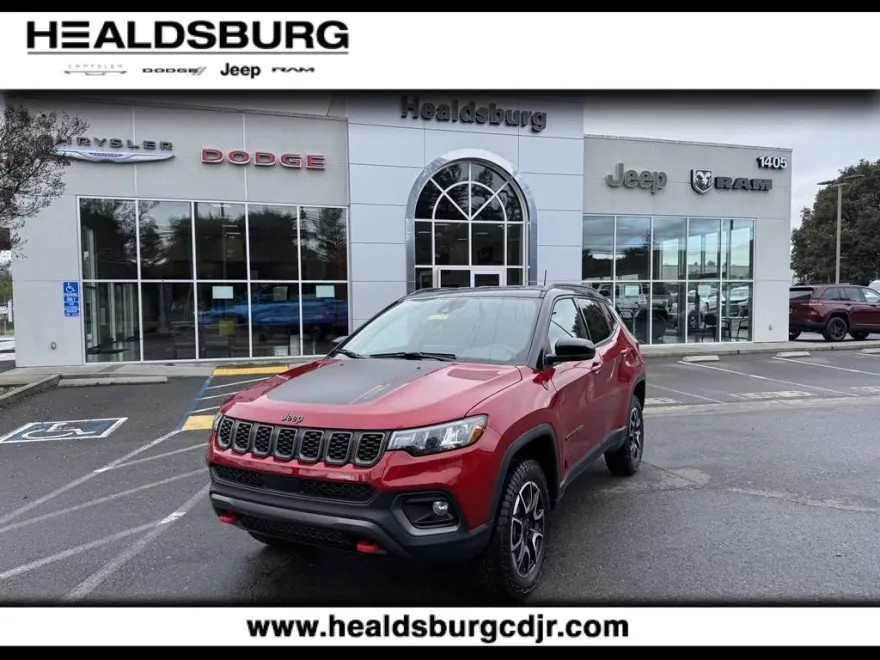 2025 Jeep Compass Trailhawk photo 1