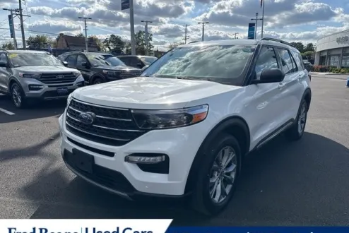 2022 Ford Explorer XLT photo 3