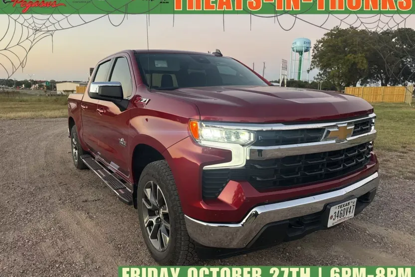 2023 Chevrolet Silverado 1500 LT photo 1