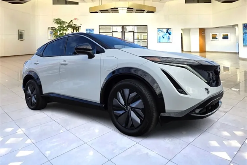 2023 Nissan ARIYA Venture photo 1