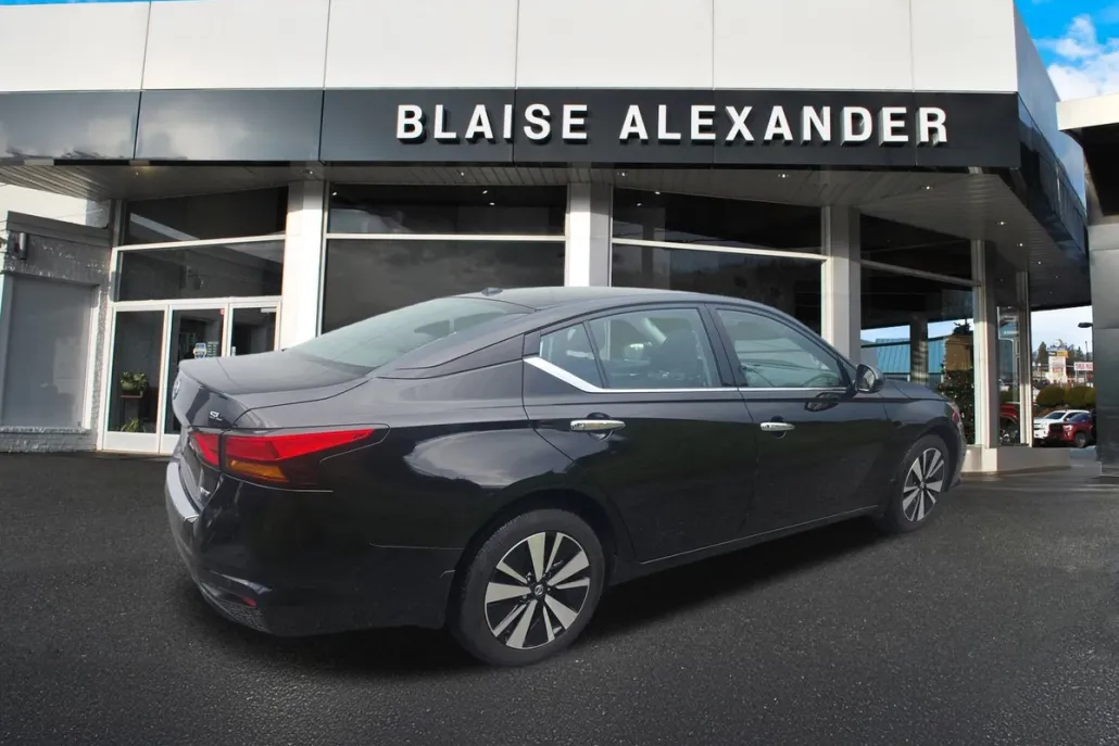 2022 Nissan Altima 2.5 SL photo 1
