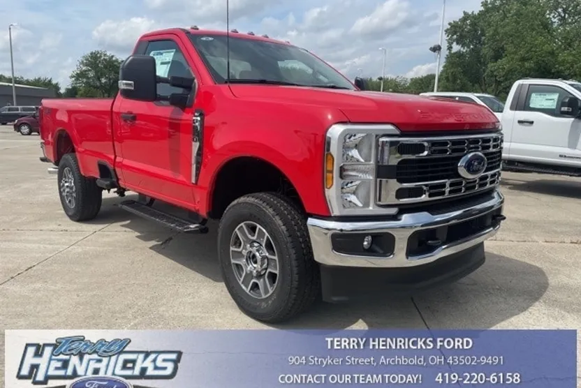 2025 Ford F-350 photo 1