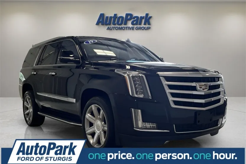 2019 Cadillac Escalade Luxury photo 1