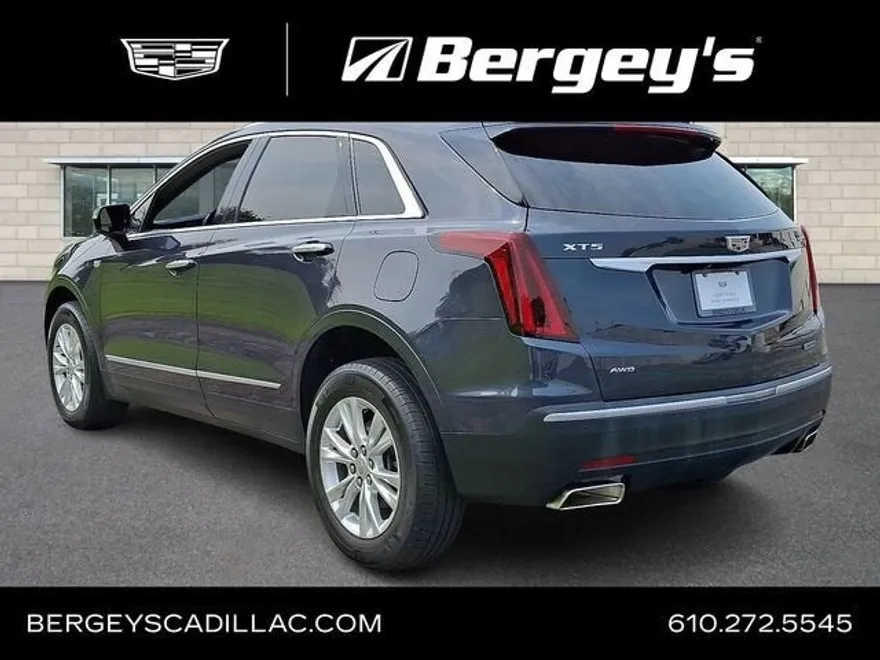 2021 Cadillac XT5 Luxury photo 1