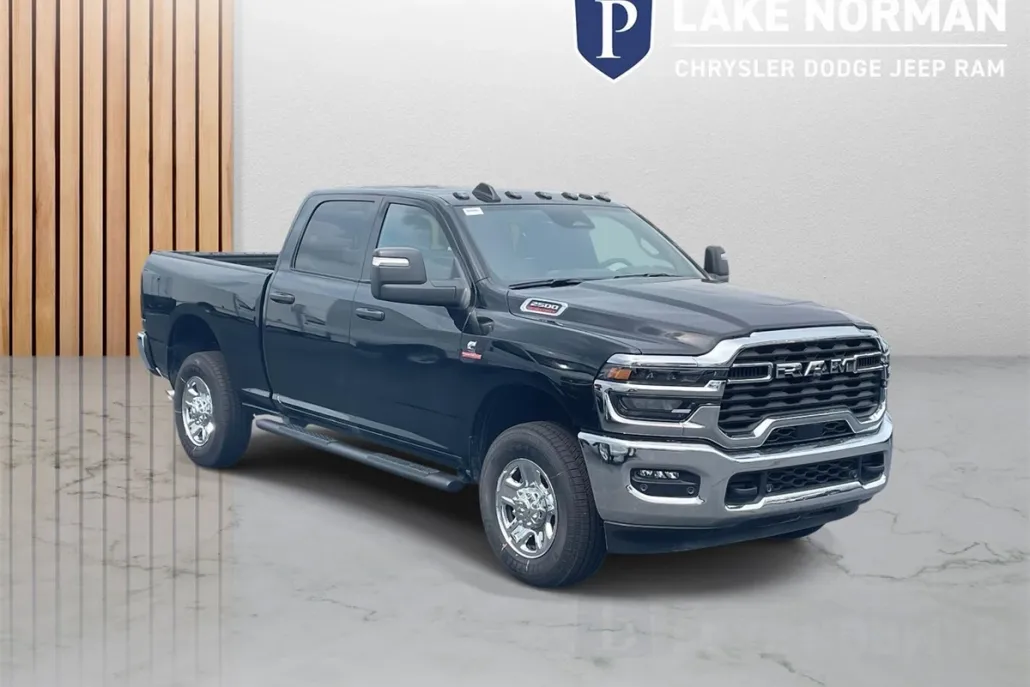 2025 Ram 2500 Tradesman photo 1
