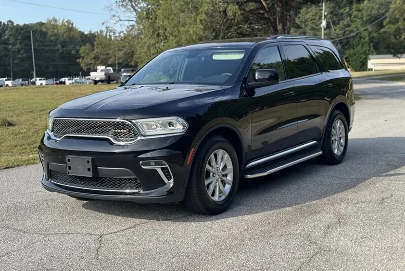 2022 Dodge Durango SXT photo 1
