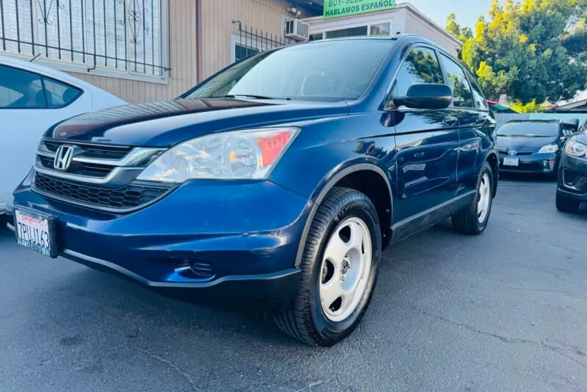 2010 Honda CR-V LX photo 1