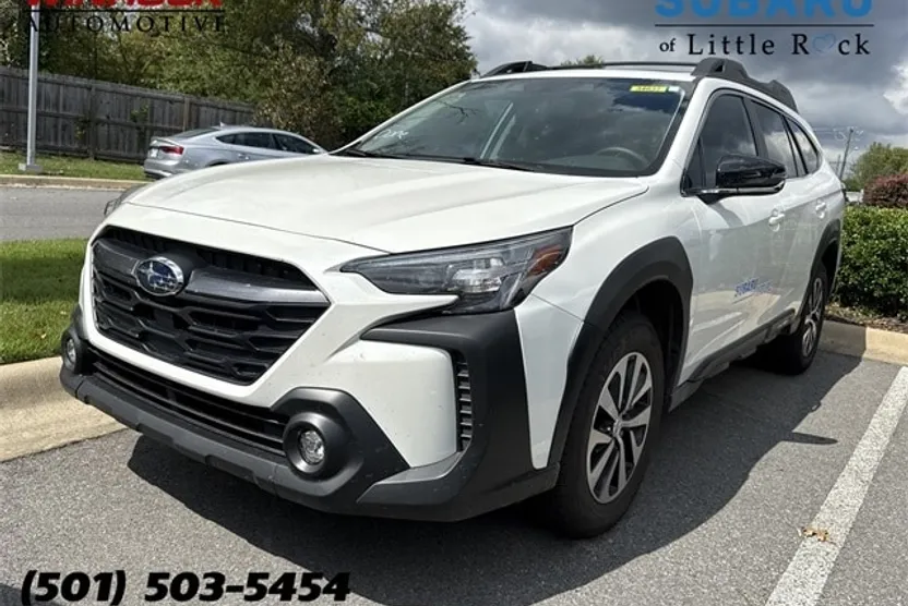 2025 Subaru Outback Premium photo 1